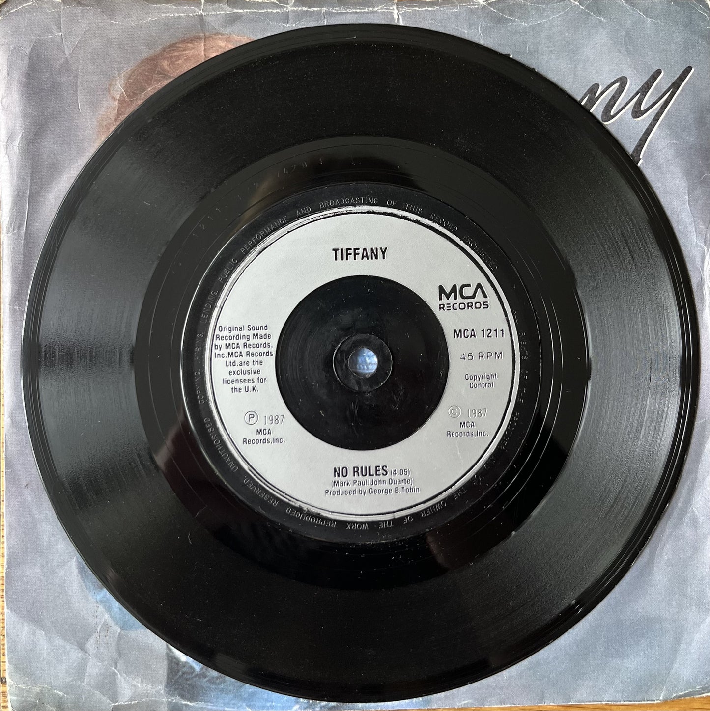 I Think We're Alone Now - Tiffany (Used 7")