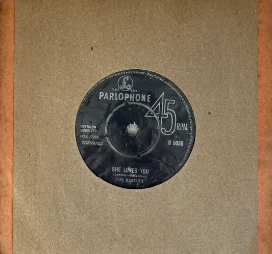 She Loves You / I'll Get You - The Beatles 7"